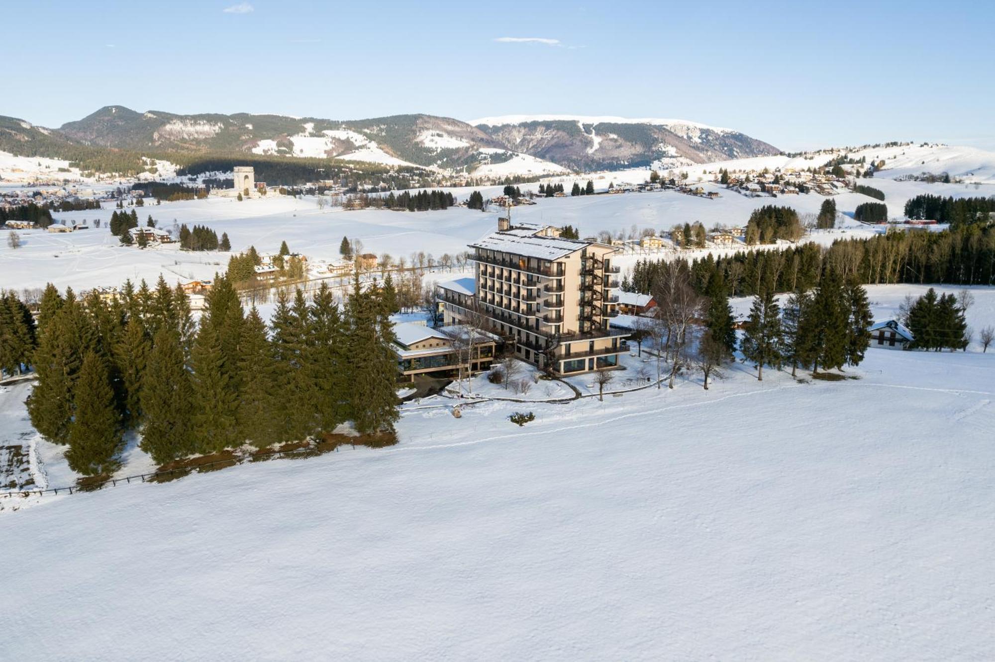 אסיאגו Linta Hotel Wellness & Spa מראה חיצוני תמונה